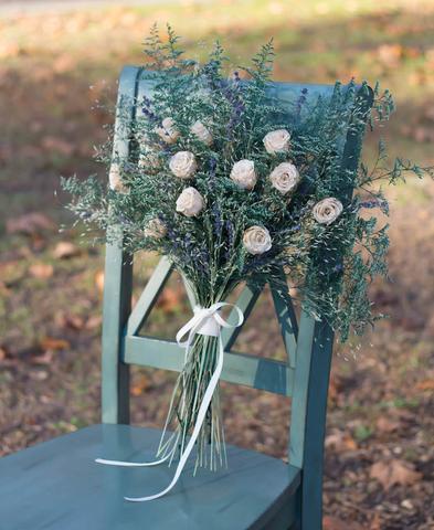 How much do dried wedding flowers cost?