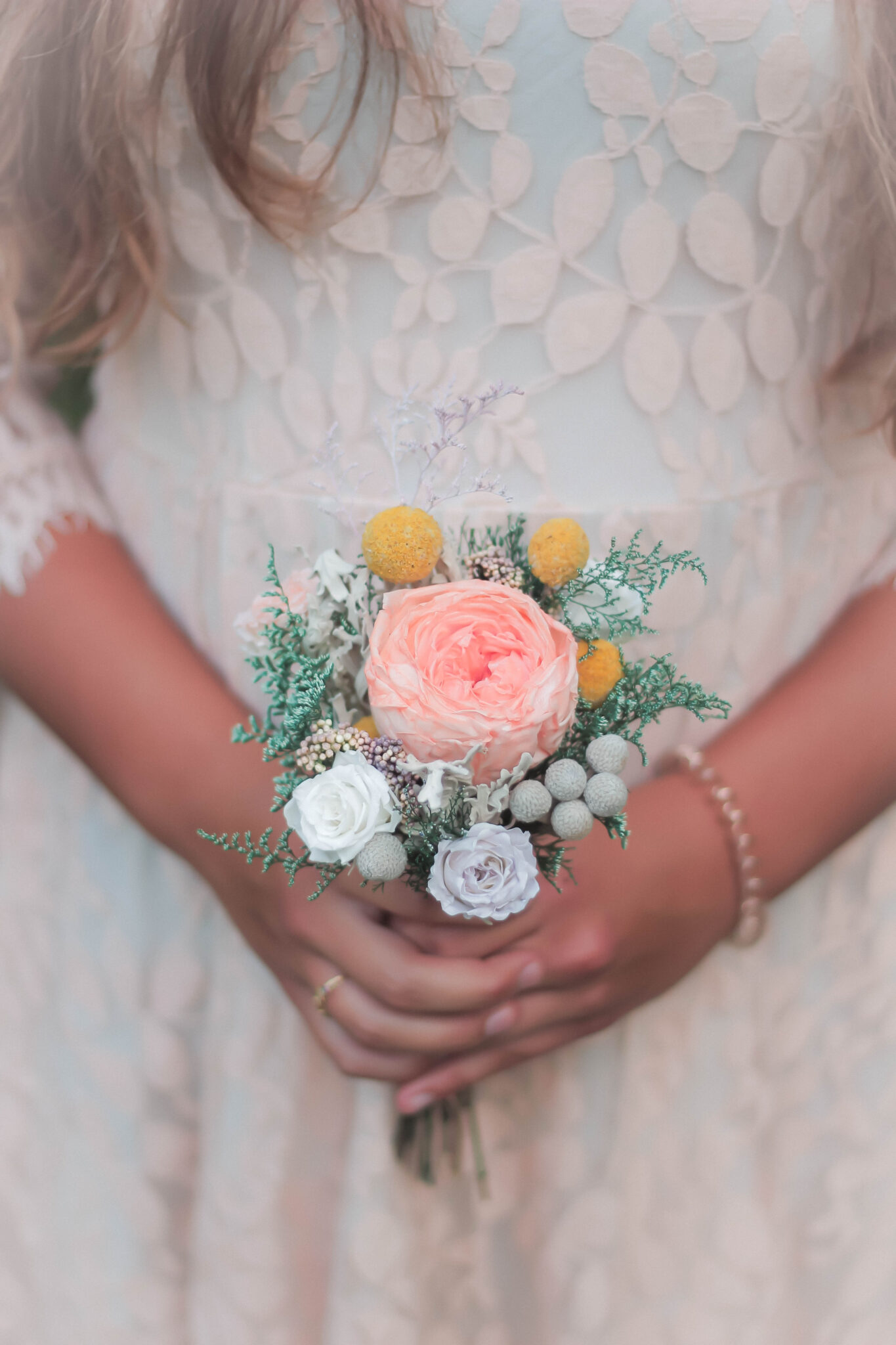 How Much Do Wedding Flowers Cost in 2025? [Definitive Guide]